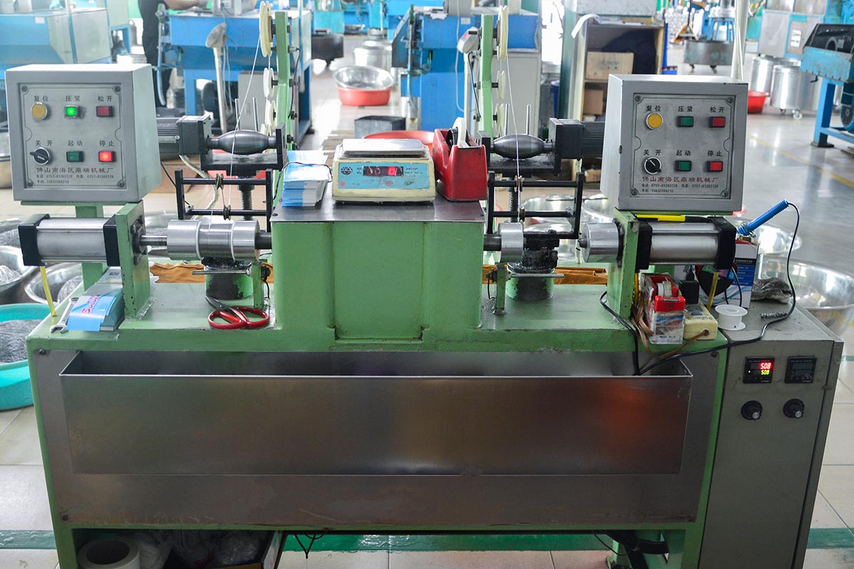 卷線機.jpg 卷線機.jpg